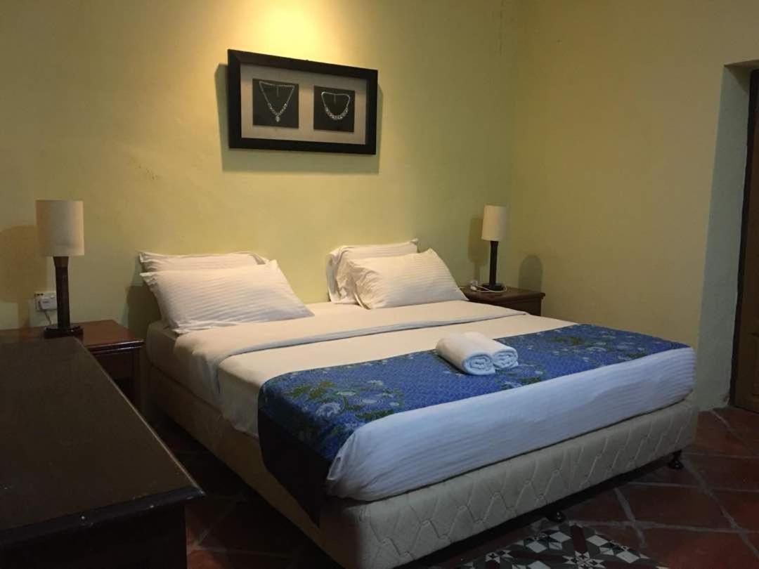 Cintra House Hotell George Town Exteriör bild