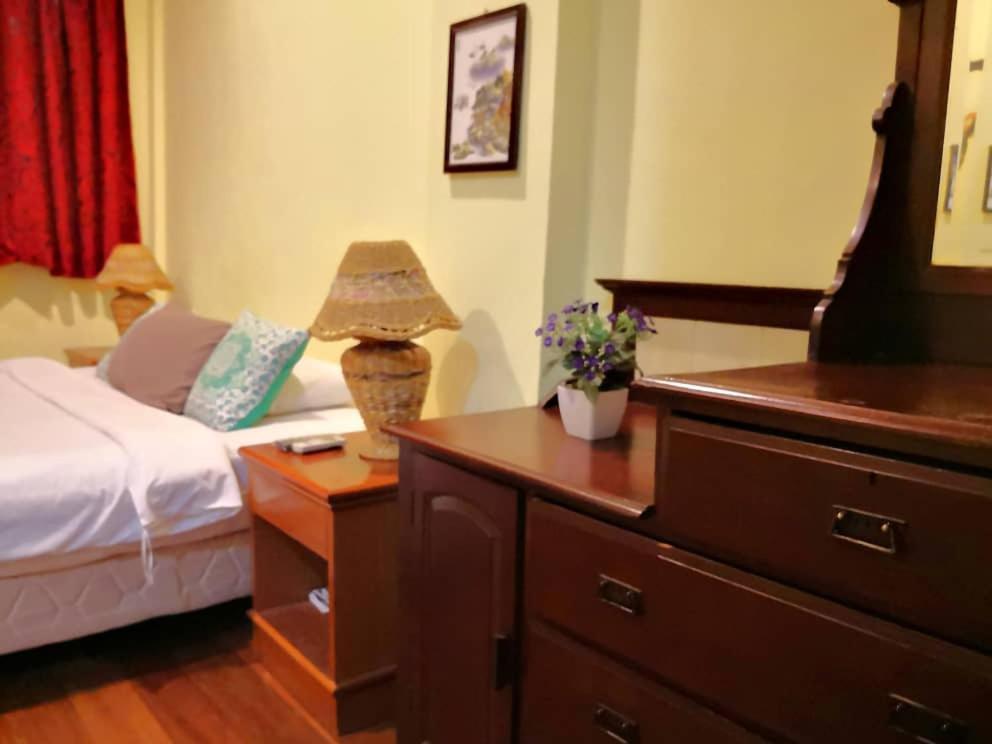 Cintra House Hotell George Town Exteriör bild
