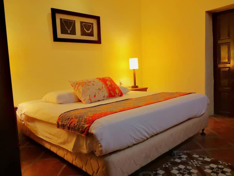 Cintra House Hotell George Town Exteriör bild