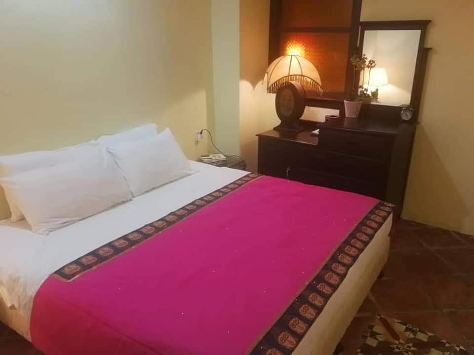 Cintra House Hotell George Town Exteriör bild